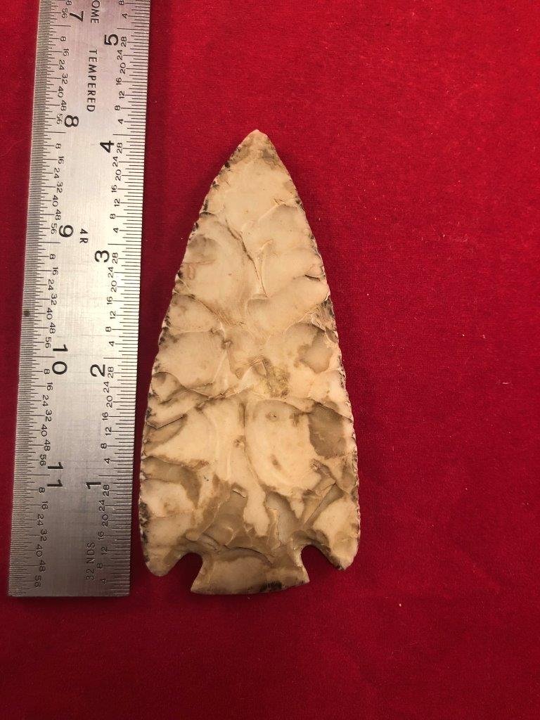 SMITH INDIAN ARTIFACT ARROWHEAD: THIS BEAUTIFUL NATIVE AMERICAN INDIAN ARTIFACT IS 4&1/4 INCHES LONG. IT IS FROM MISSOURI. IT WILL MAKE A GREAT ADDITION TO YOUR COLLECTION! KEY WORDS: NATIVE AMERICAN INDIAN ARTIFACT ARTIFACTS ARROWHE