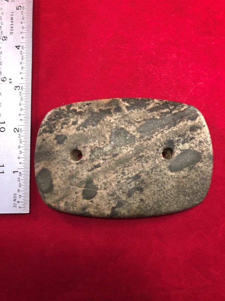 GORGET INDIAN ARTIFACT ARROWHEAD: THIS BEAUTIFUL NATIVE AMERICAN INDIAN ARTIFACT IS 4 INCHES LONG BY 2&1/2 INCHES WIDE. IT IS FROM ILLINOIS. IT WILL MAKE A GREAT ADDITION TO YOUR COLLECTION! KEY WORDS: NATIVE AMERICAN INDIAN ARTIFACT