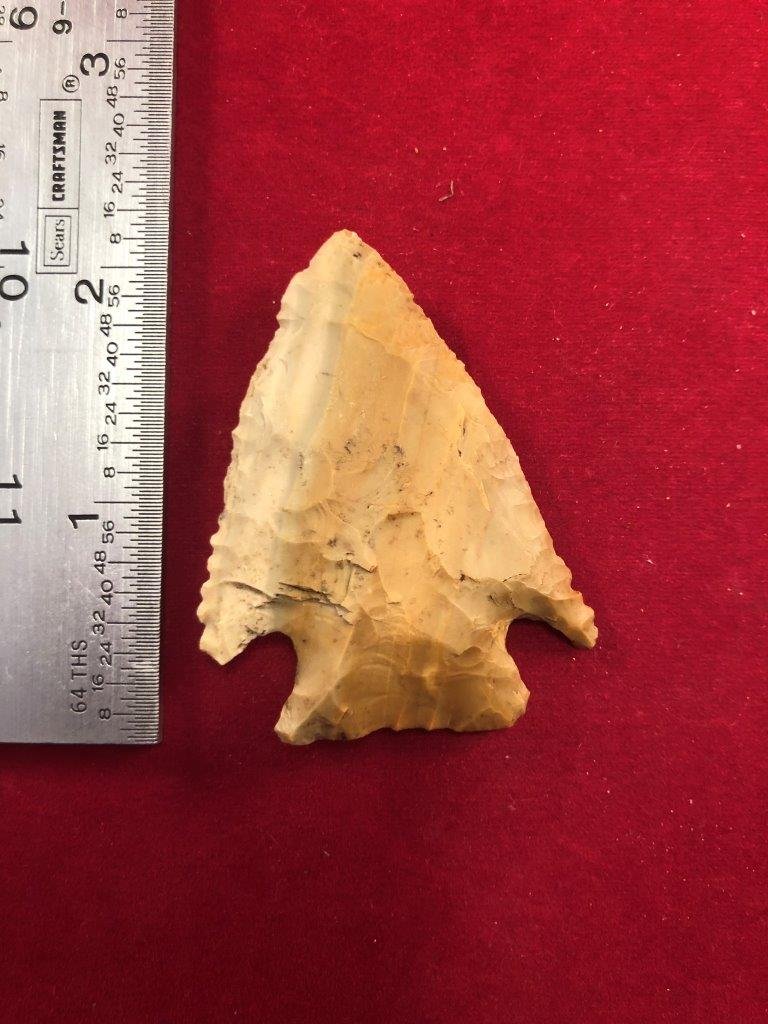 MARSHALL INDIAN ARTIFACT ARROWHEAD: THIS BEAUTIFUL NATIVE AMERICAN INDIAN ARTIFACT IS 2&1/8 INCHES LONG. IT IS FROM MISSOURI. IT WILL MAKE A GREAT ADDITION TO YOUR COLLECTION! KEY WORDS: NATIVE AMERICAN INDIAN ARTIFACT ARTIFACTS ARROWHE