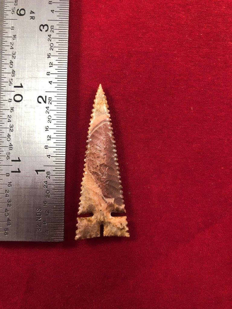 CAHOKIA  INDIAN ARTIFACT ARROWHEAD (1 of 3)