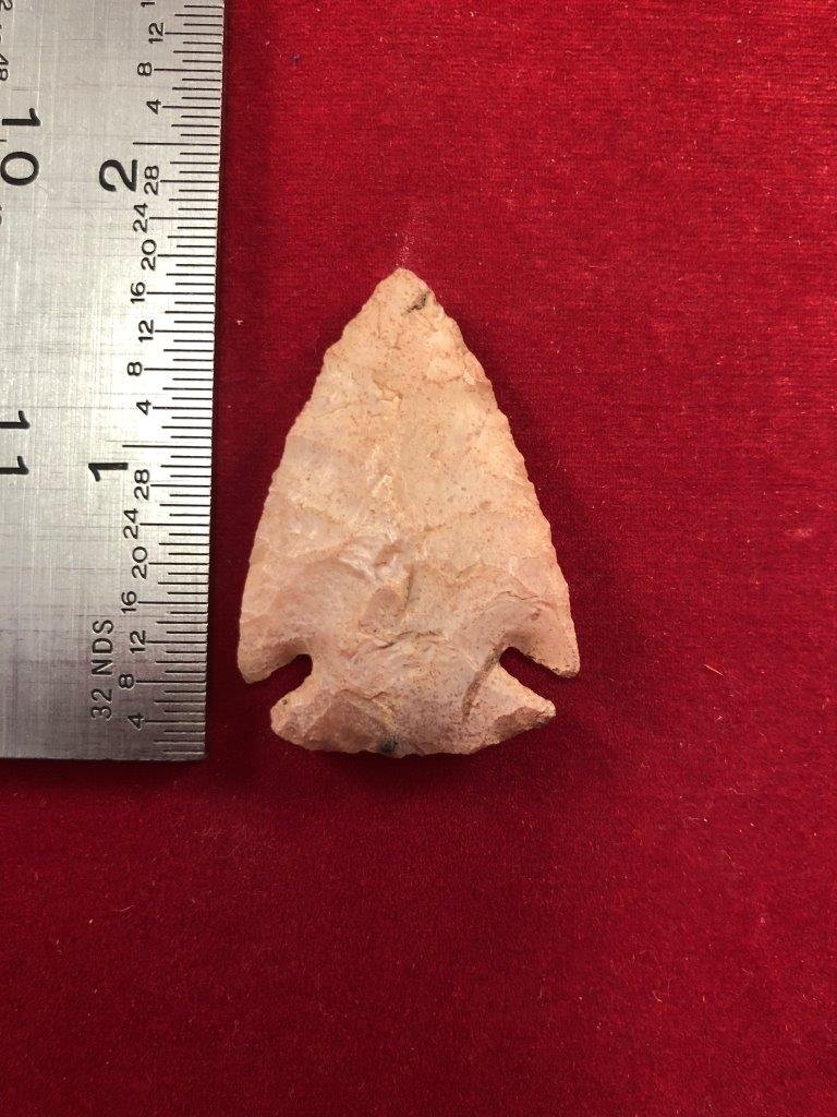 MARSHALL INDIAN ARTIFACT ARROWHEAD: THIS BEAUTIFUL NATIVE AMERICAN INDIAN ARTIFACT IS 1&3/4 INCHES LONG. IT IS FROM MISSOURI. IT WILL MAKE A GREAT ADDITION TO YOUR COLLECTION! KEY WORDS: NATIVE AMERICAN INDIAN ARTIFACT ARTIFACTS ARROWHE