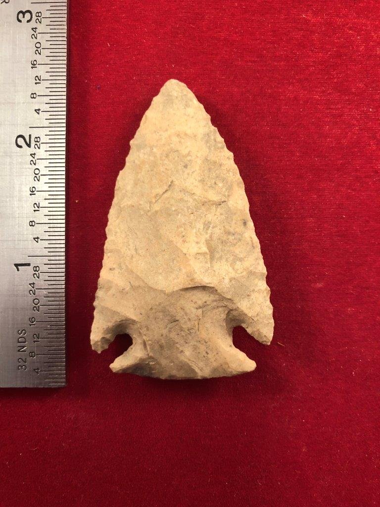 MARSHALL INDIAN ARTIFACT ARROWHEAD: THIS BEAUTIFUL NATIVE AMERICAN INDIAN ARTIFACT IS 2&1/4 INCHES LONG. IT IS FROM MISSOURI. IT WILL MAKE A GREAT ADDITION TO YOUR COLLECTION! KEY WORDS: NATIVE AMERICAN INDIAN ARTIFACT ARTIFACTS ARROWHE