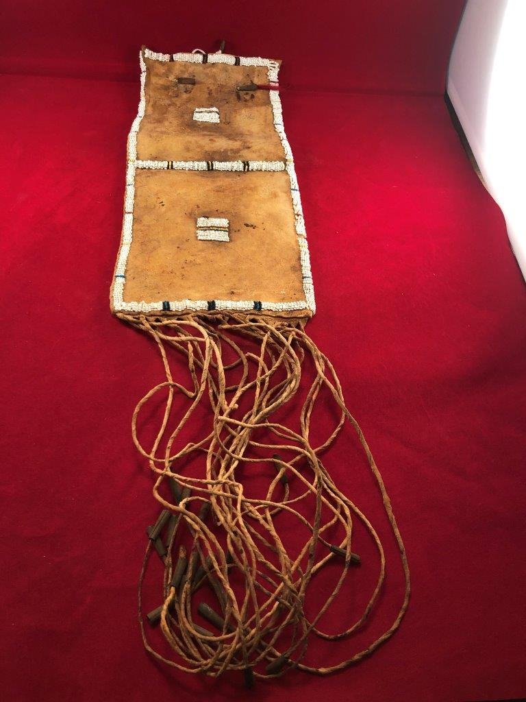 BEADED PIPE BAG    INDIAN ARTIFACT ARROWHEAD (1 of 6)