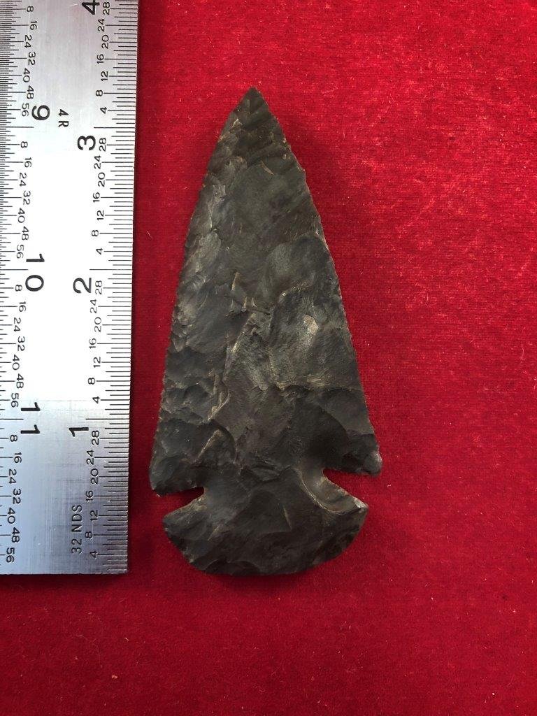 DOVETAIL  INDIAN ARTIFACT ARROWHEAD (1 of 3)