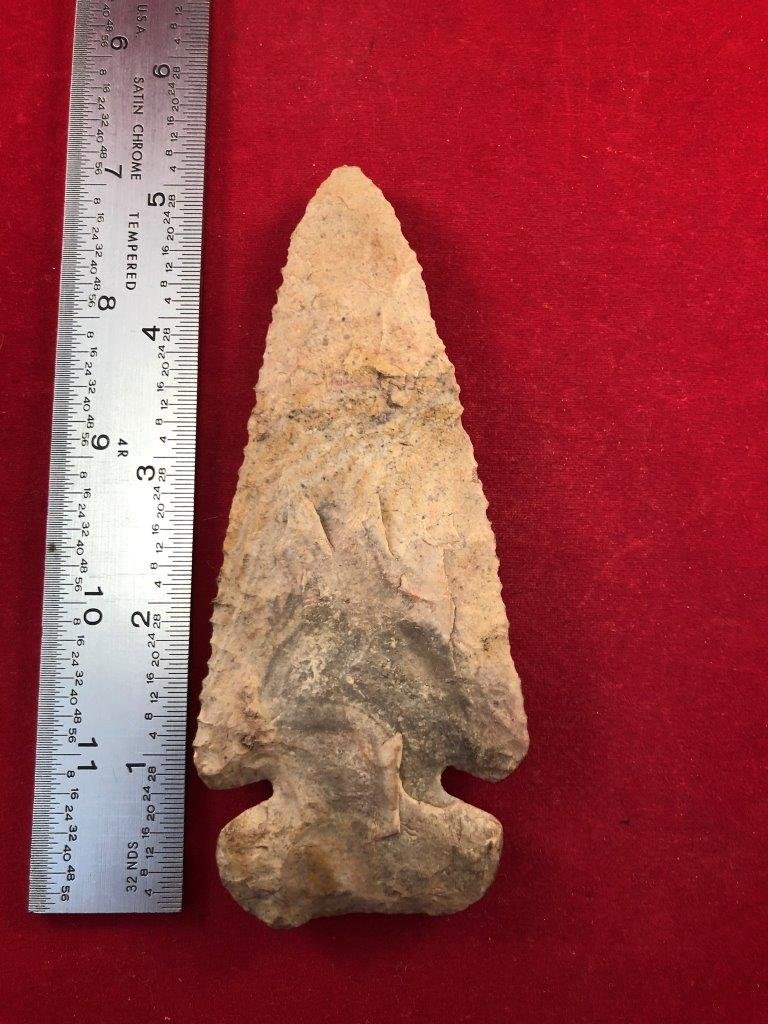 THEBES  INDIAN ARTIFACT ARROWHEAD (1 of 3)