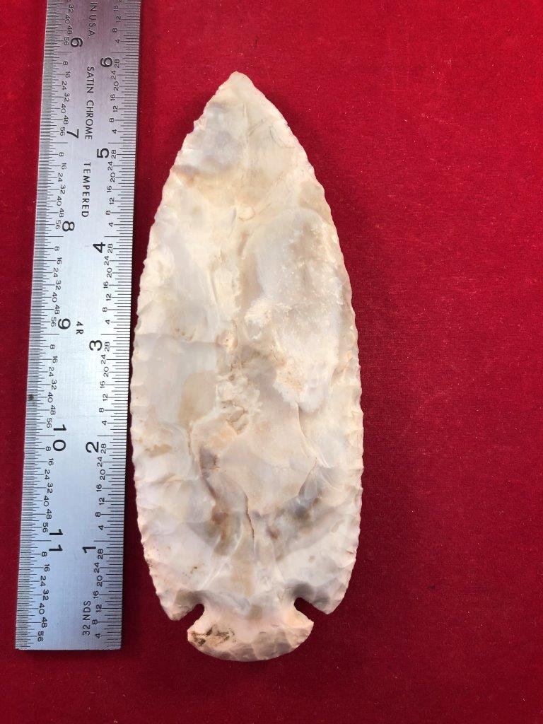 DOVETAIL  INDIAN ARTIFACT ARROWHEAD (1 of 3)