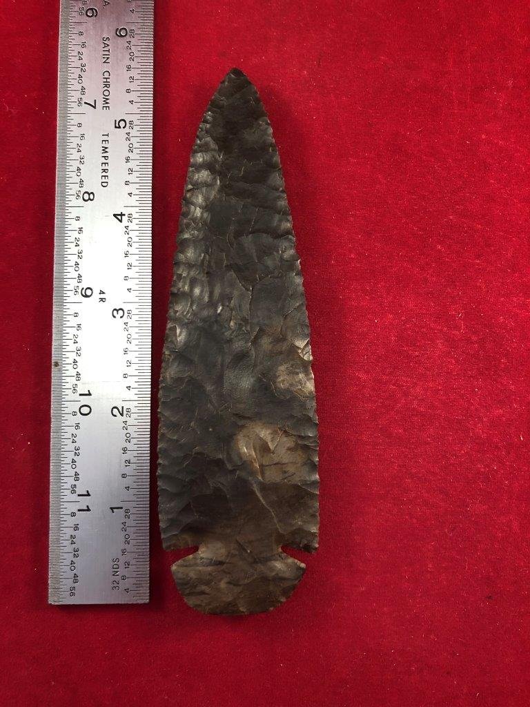 DOVETAIL  INDIAN ARTIFACT ARROWHEAD (1 of 3)