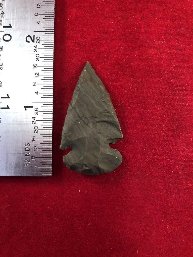 MILANVILLE GROUND SIDE NOTCH  INDIAN ARTIFACT ARROWHEAD (1 of 3)