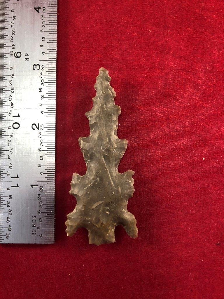 ECCENTRIC     INDIAN ARTIFACT ARROWHEAD (1 of 3)