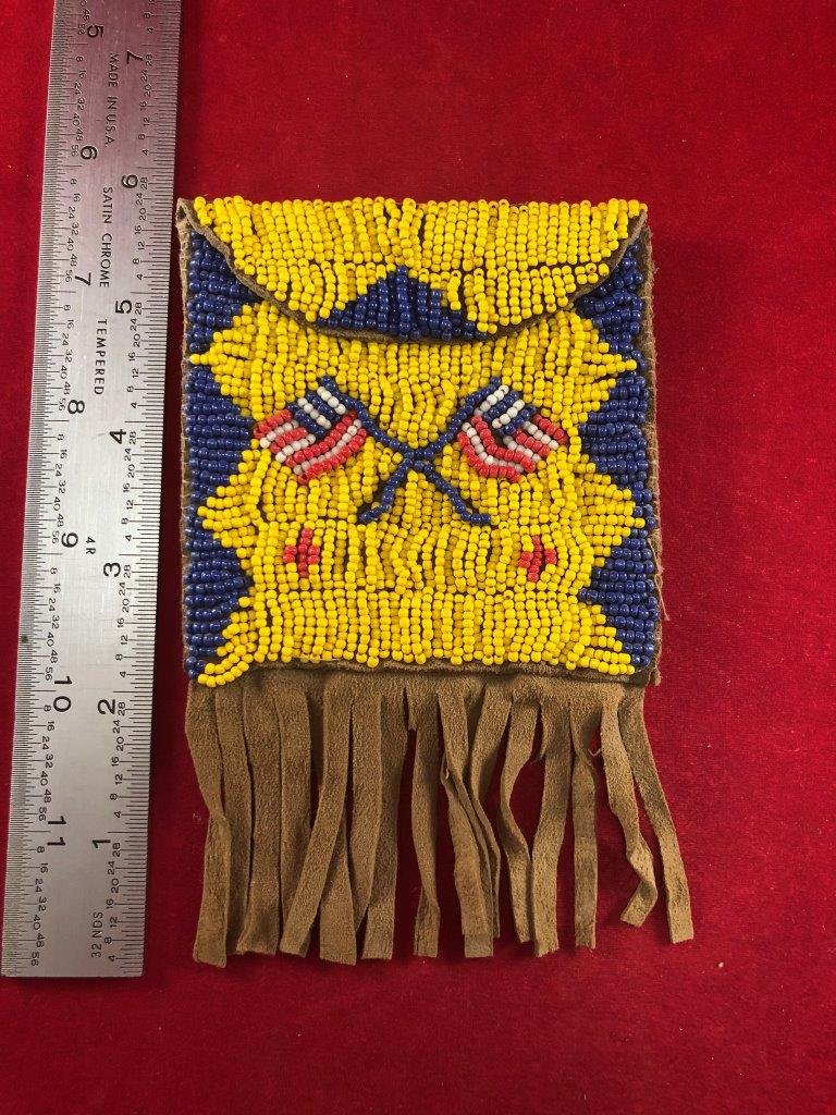 BEADED TOBACCO BAG    INDIAN ARTIFACT ARROWHEAD (1 of 4)