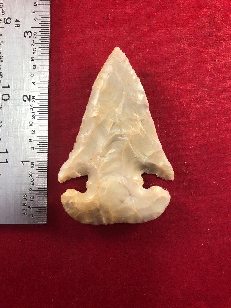 THEBES  INDIAN ARTIFACT ARROWHEAD (1 of 3)