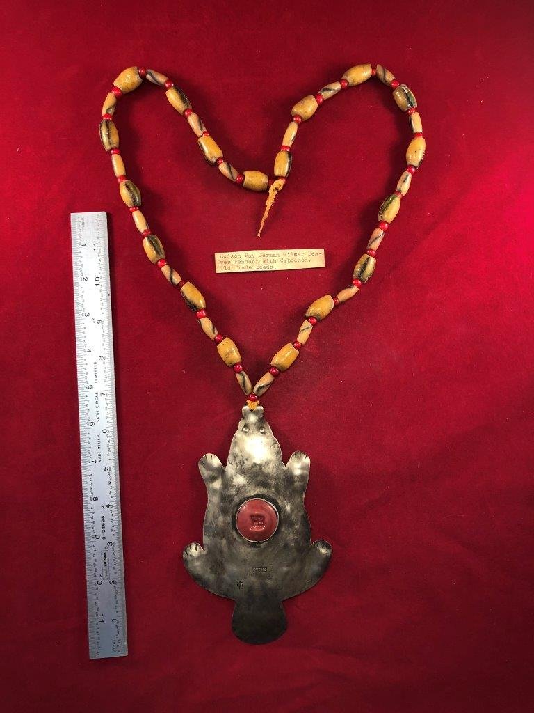 HUDSON BAY TRADE GORGET  INDIAN ARTIFACT ARROWHEAD (1 of 6)