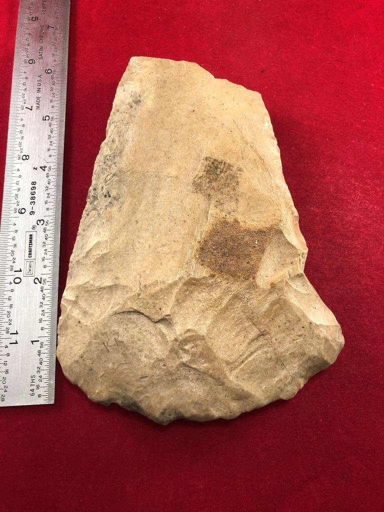 HOE INDIAN ARTIFACT ARROWHEAD: THIS BEAUTIFUL NATIVE AMERICAN INDIAN ARTIFACT IS 6&1/2 INCHES LONG. IT IS FROM MISSOURI. IT WILL MAKE A GREAT ADDITION TO YOUR COLLECTION! KEY WORDS: NATIVE AMERICAN INDIAN ARTIFACT ARTIFACTS ARROWHE