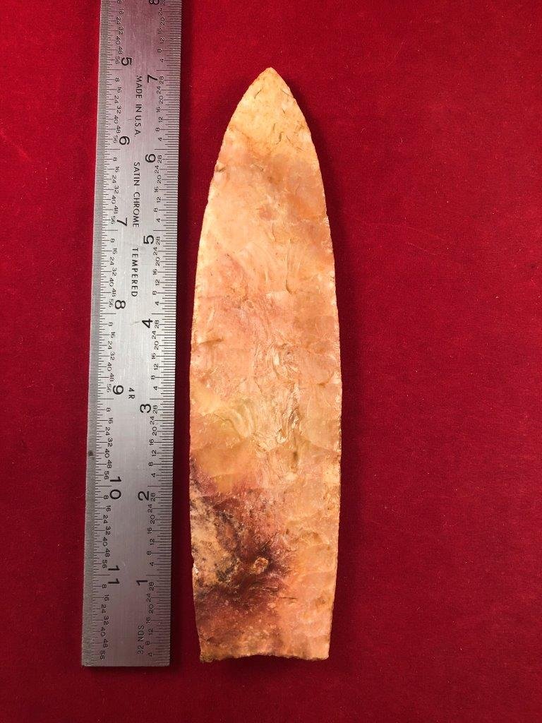 PLAINVIEW      INDIAN ARTIFACT ARROWHEAD (1 of 3)