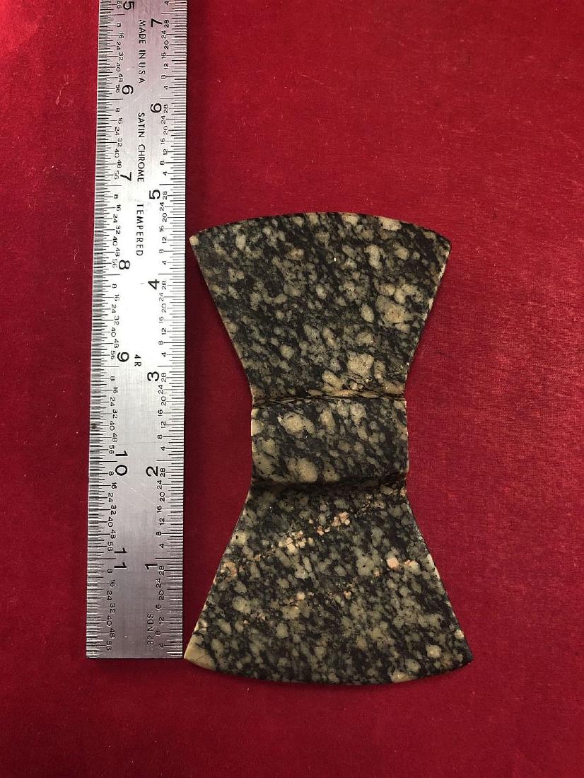BOWTIE BANNERSTONE       INDIAN ARTIFACT ARROWHEAD (1 of 4)
