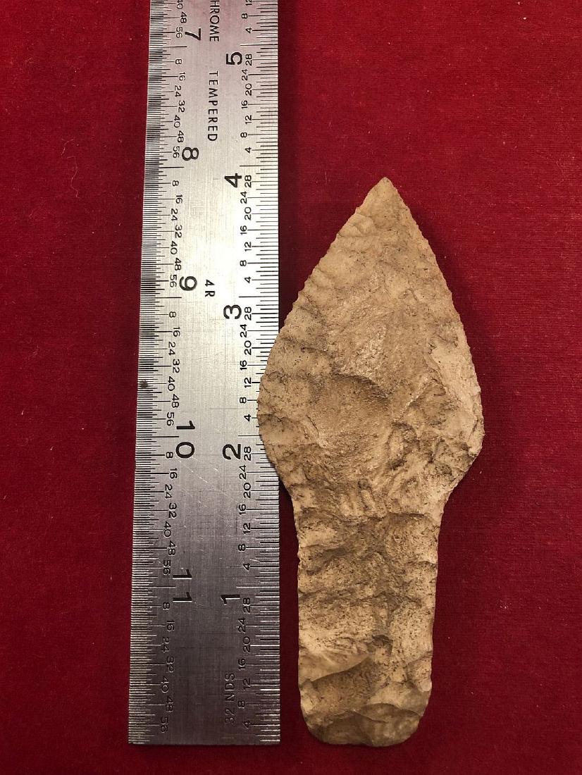 HELLGAP                 INDIAN ARTIFACT ARROWHEAD (1 of 3)
