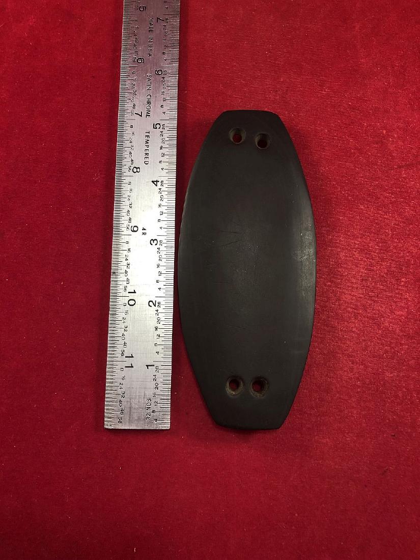 GORGET INDIAN ARTIFACT ARROWHEAD: THIS BEAUTIFUL NATIVE AMERICAN INDIAN ARTIFACT IS 5&1/4 INCHES LONG. IT IS FROM TENNESSEE. IT WILL MAKE A GREAT ADDITION TO YOUR COLLECTION! KEY WORDS: NATIVE AMERICAN INDIAN ARTIFACT ARTIFACTS ARROWH