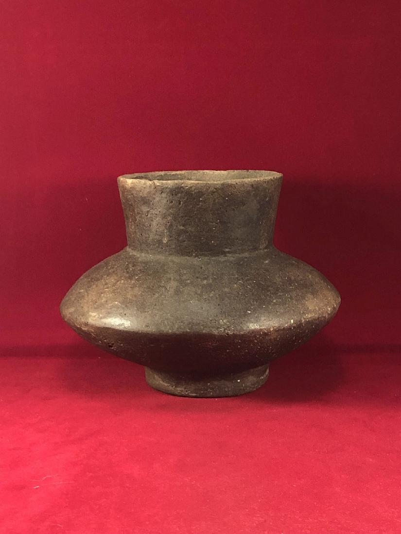 MISSISSIPPIAN PEDISTAL BASE JAR  POTTERY (1 of 4)