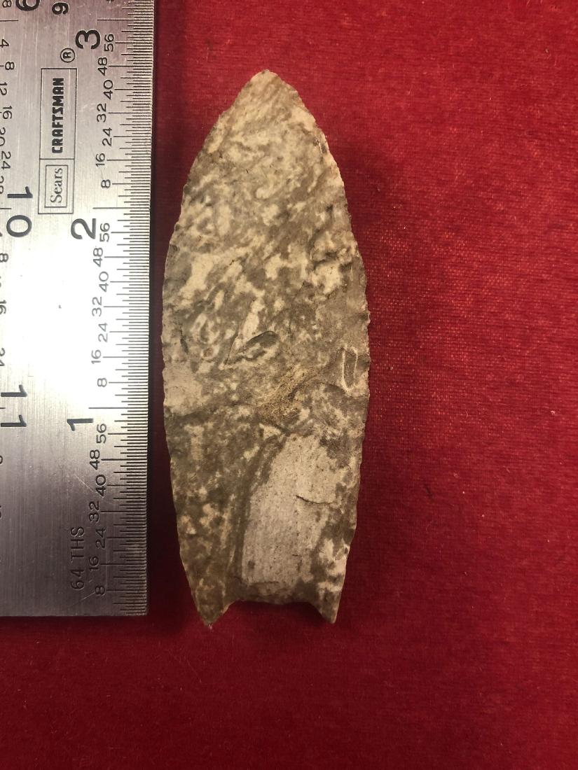CLOVIS      INDIAN ARTIFACT ARROWHEAD (1 of 3)