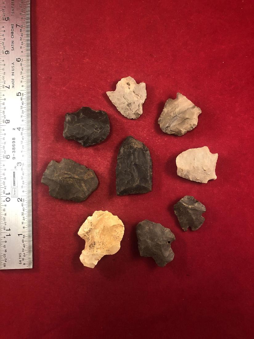 9 FIELD GRADE POINTS    INDIAN ARTIFACT ARROWHEAD (1 of 2)