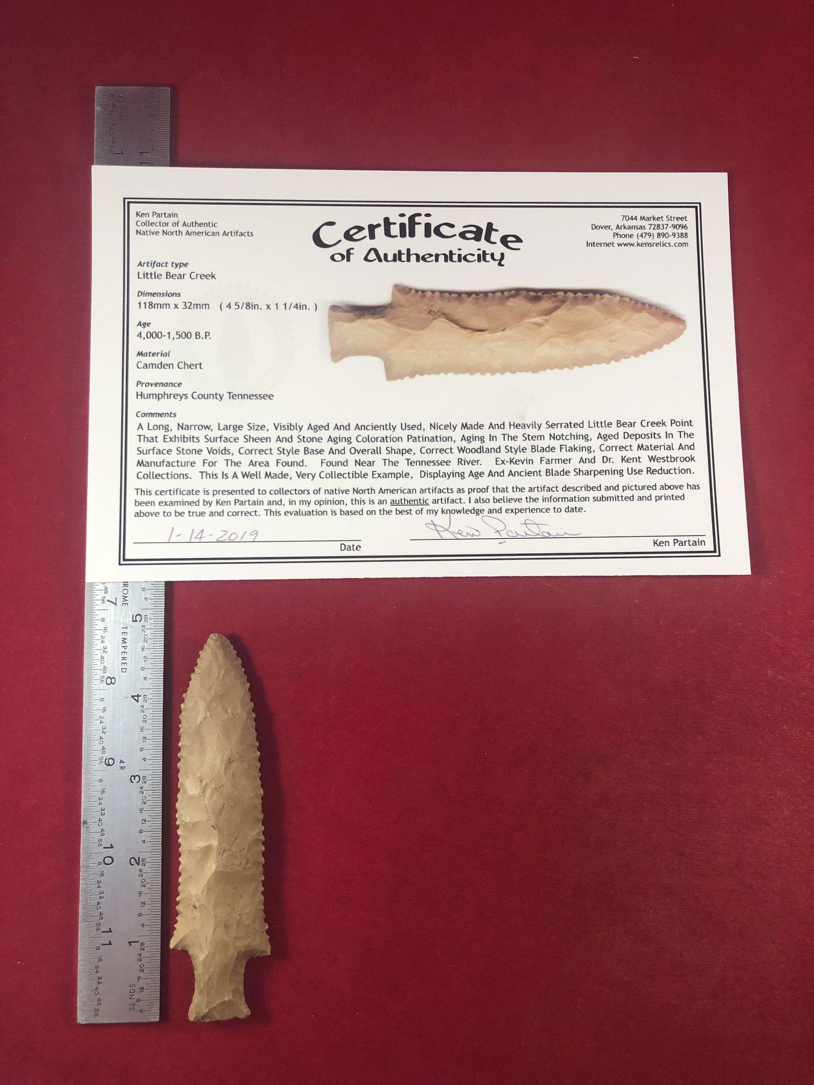 LITTLE BEAR CREEK INDIAN ARTIFACT ARROWHEAD WITH COA: THIS BEAUTIFUL NATIVE AMERICAN INDIAN ARTIFACT IS 4&5/8 INCHES LONG. IT IS FROM HUMPHREYS COUNTY TENNESSEE. IT COMES WITH A KEN PARTAIN CERTIFICATE OF AUTHENTICITY. EX- KEVIN FARMER & KENT WESTBROOK C