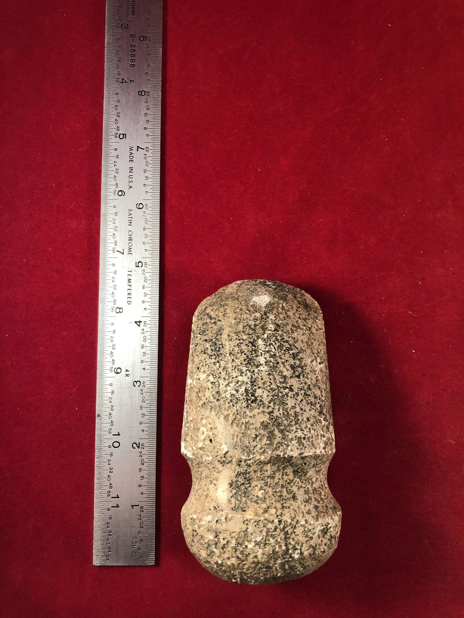 GROOVED AXE INDIAN ARTIFACT ARROWHEAD: THIS BEAUTIFUL NATIVE AMERICAN INDIAN ARTIFACT IS 4&3/4 INCHES LONG. IT IS FROM ILLINOIS. IT WILL MAKE A GREAT ADDITION TO YOUR COLLECTION! KEY WORDS: NATIVE AMERICAN INDIAN ARTIFACT ARTIFACTS ARROWHE