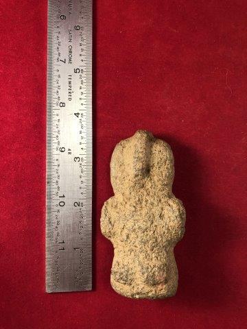 MEXICO FIGURE INDIAN POTTERY ARTIFACT ARROWHEAD: THIS BEAUTIFUL NATIVE AMERICAN INDIAN ARTIFACT IS 3&3/4 INCHES LONG. IT IS FROM MEXICO. IT WILL MAKE A GREAT ADDITION TO YOUR COLLECTION! KEY WORDS: NATIVE AMERICAN INDIAN ARTIFACT ARTIFACTS ARROWH