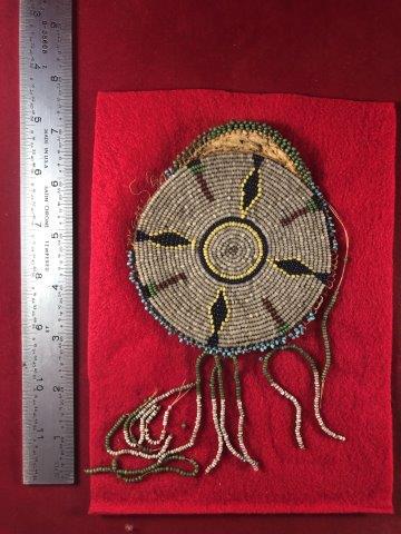 BEADED NECKLACE     INDIAN ARTIFACT POTTERY ARROWHEAD (1 of 2)