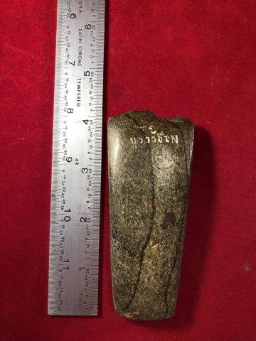 CELT     INDIAN ARTIFACT POTTERY ARROWHEAD (1 of 3)