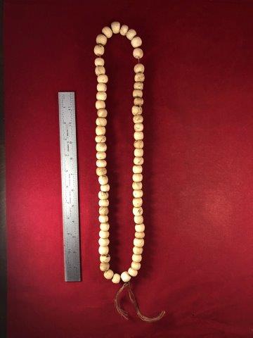 BEADED NECKLACE     INDIAN ARTIFACT POTTERY ARROWHEAD (1 of 2)