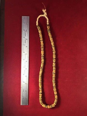 TRADE BEAD NECKLACE     INDIAN ARTIFACT POTTERY (1 of 3)