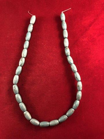 TRADE BEADS    INDIAN ARTIFACT POTTERY ARROWHEAD (1 of 2)