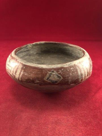 PAINTED BOWL INDIAN ARTIFACT POTTERY: THIS BEAUTIFUL NATIVE AMERICAN INDIAN ARTIFACT IS 5&1/2 INCHES WIDE BY 2 INCHES TALL. IT IS FROM NEW MEXICO. IT WILL MAKE A GREAT ADDITION TO YOUR COLLECTION! KEY WORDS: NATIVE AMERICAN INDIAN ARTIFAC