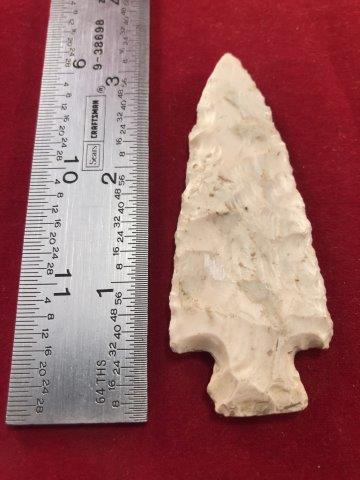 HARDIN INDIAN ARTIFACT ARROWHEAD: THIS BEAUTIFUL NATIVE AMERICAN INDIAN ARTIFACT IS 3&1/4 INCHES LONG. IT IS FROM MISSOURI. THIS IMPRESSIVE ARROWHEAD IS OUT OF THE EX- CHRIS PERRY COLLECTION. IT WILL MAKE A GREAT ADDITION TO YOUR COLL