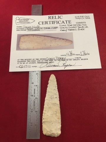 PALEO KNIFE INDIAN ARTIFACT ARROWHEAD WITH COA: THIS BEAUTIFUL NATIVE AMERICAN INDIAN ARTIFACT IS 4&7/8 INCHES LONG. IT IS FROM OKLAHOMA. FLAKE SCAR PATTERN & QUALITY SUGGEST PALEO OR EARLY ARCHAIC BLADE. THIS IMPRESSIVE ARROWHEAD IS OUT OF THE EX-