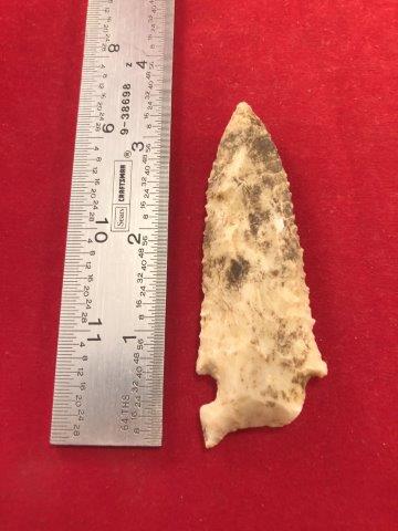 GRAHAM CAVE INDIAN ARTIFACT ARROWHEAD: THIS BEAUTIFUL NATIVE AMERICAN INDIAN ARTIFACT IS 3&1/3 INCHES LONG. IT IS FROM ARKANSAS. THIS WONDERFUL COLLECTION BELONGED TO CHRIS PERRY. IT WILL MAKE A GREAT ADDITION TO YOUR COLLECTION! KEY WORDS