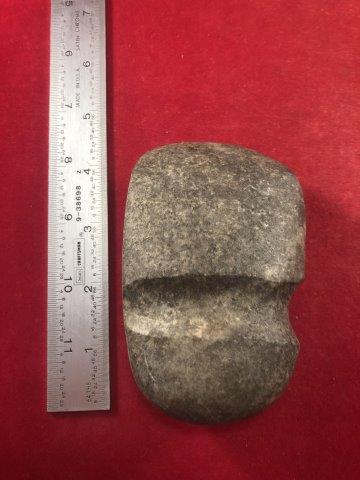 GROOVED AXE INDIAN ARTIFACT ARROWHEAD: THIS BEAUTIFUL NATIVE AMERICAN INDIAN ARTIFACT IS 4&1/2 INCHES LONG. IT IS FROM MISSOURI. IT WILL MAKE A GREAT ADDITION TO YOUR COLLECTION! KEY WORDS: NATIVE AMERICAN INDIAN ARTIFACT ARTIFACTS ARROWHE