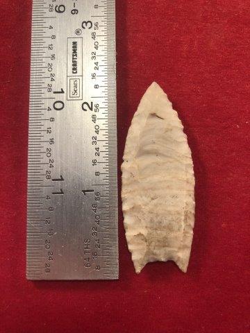 FOLSOM     INDIAN ARTIFACT ARROWHEAD (1 of 3)