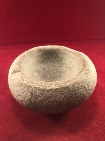 STONE BOWL     INDIAN ARTIFACT ARROWHEAD (1 of 4)