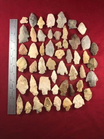 50 POINTS     INDIAN ARTIFACT ARROWHEAD (1 of 1)