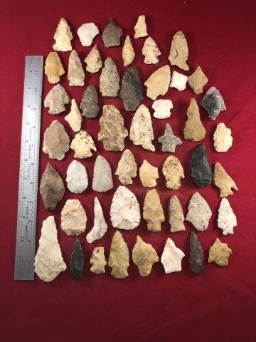 50 POINTS     INDIAN ARTIFACT ARROWHEAD (1 of 1)