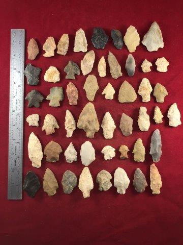 50 POINTS     INDIAN ARTIFACT ARROWHEAD (1 of 1)