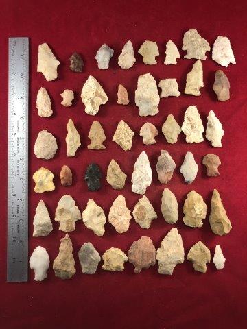 50 POINTS     INDIAN ARTIFACT ARROWHEAD (1 of 1)