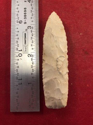 SMALL BLADE     INDIAN ARTIFACT ARROWHEAD (1 of 3)