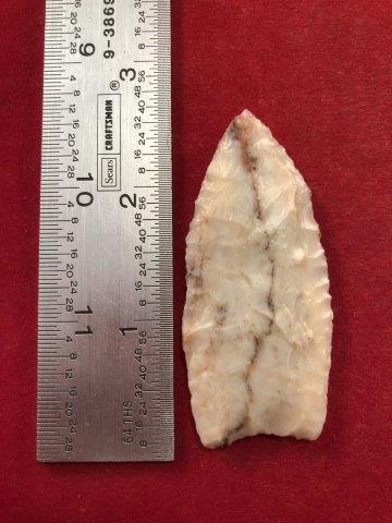 PLAINVIEW     INDIAN ARTIFACT ARROWHEAD (1 of 3)