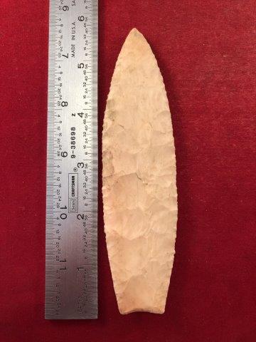 AGATE BASIN     INDIAN ARTIFACT ARROWHEAD (1 of 3)