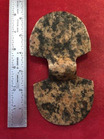BANNERSTONE     INDIAN ARTIFACT ARROWHEAD (1 of 3)