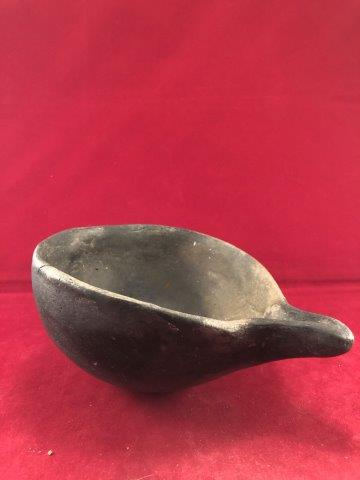 CONCH SHELL EFFIGY POTTERY (1 of 4)