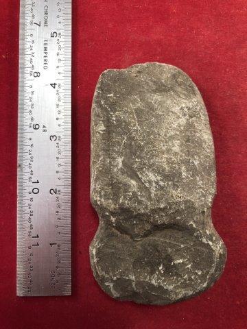 GROOVED AXE INDIAN ARTIFACT ARROWHEAD: THIS BEAUTIFUL NATIVE AMERICAN INDIAN ARTIFACT IS 4&1/16 INCHES LONG. IT IS FROM OHIO. IT WILL MAKE A GREAT ADDITION TO YOUR COLLECTION! KEY WORDS: NATIVE AMERICAN INDIAN ARTIFACT ARTIFACTS ARROWHEAD 