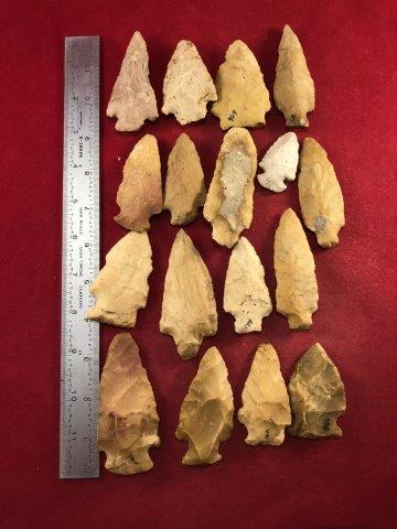 17 ARROW POINTS     INDIAN ARTIFACT ARROWHEAD (1 of 1)